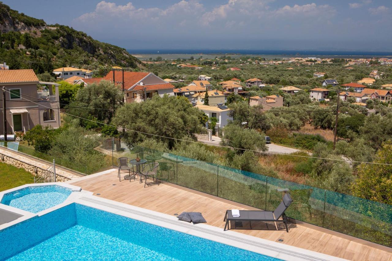 Sea N' Smile Apartment Apolpaina Екстериор снимка