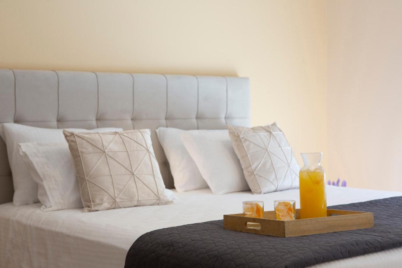 Sea N' Smile Apartment Apolpaina Екстериор снимка