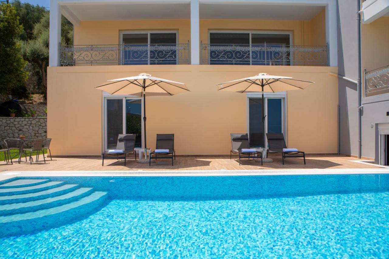 Sea N' Smile Apartment Apolpaina Екстериор снимка