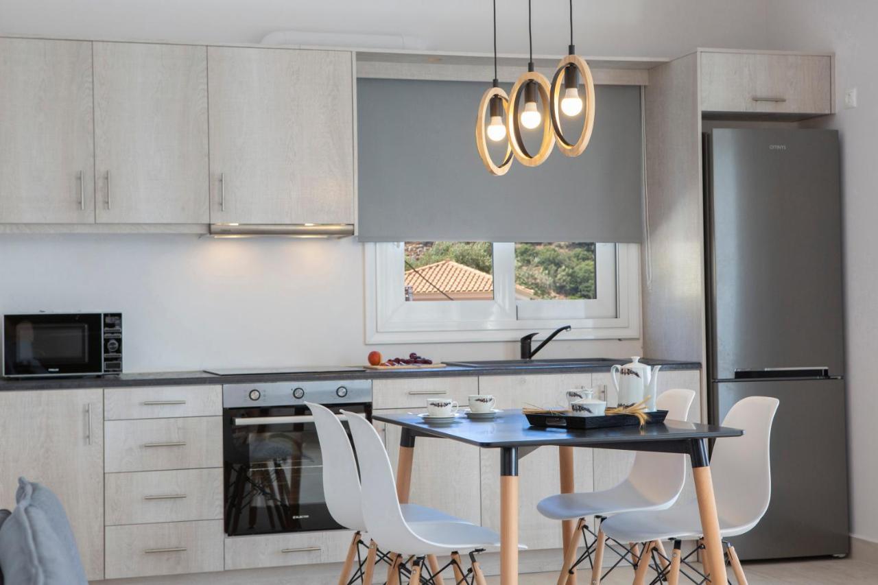 Sea N' Smile Apartment Apolpaina Екстериор снимка