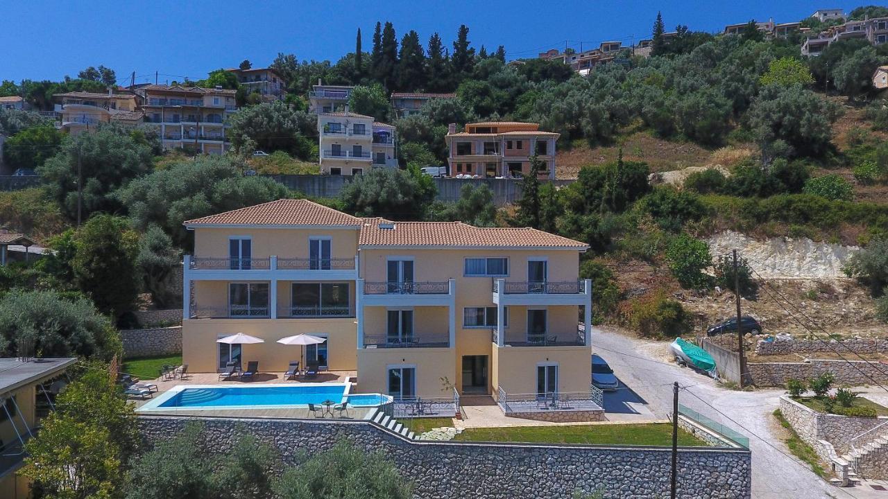 Sea N' Smile Apartment Apolpaina Екстериор снимка